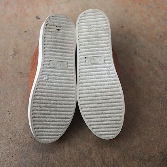 J/Slides Heidi Tan Croc Embossed Slip On Sneakers Size 10 Platform Comfort - Picture 5 of 10